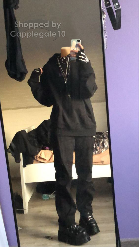 headless 0221 - punk
Keywords: NBM;NaturalBodyMagic;nbmdetachment;detachable;detached;dullahan;headless;headlesswomen;headlesswoman;headlessgirl;detachedpeople;detachedhead