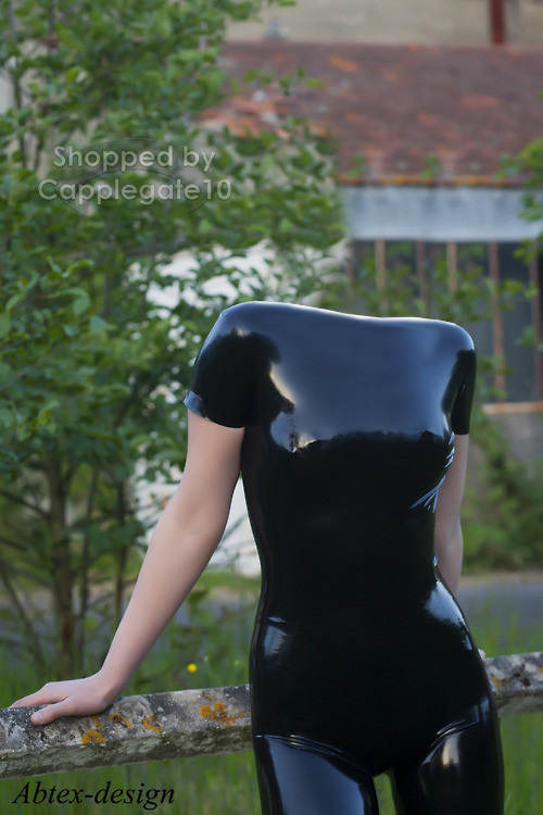 headless 0056 - 2 latex without neck
Keywords: NBM;NaturalBodyMagic;nbmdetachment;detachable;detached;dullahan;headless;headlesswomen;headlesswoman;headlessgirl;detachedpeople;detachedhead