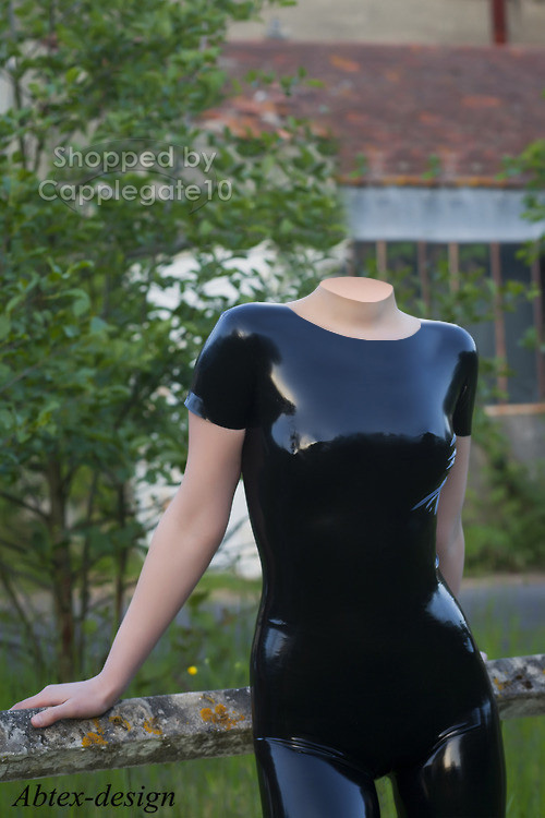 headless 0056 - 1 Latex with neck
Keywords: NBM;NaturalBodyMagic;nbmdetachment;detachable;detached;dullahan;headless;headlesswomen;headlesswoman;headlessgirl;detachedpeople;detachedhead