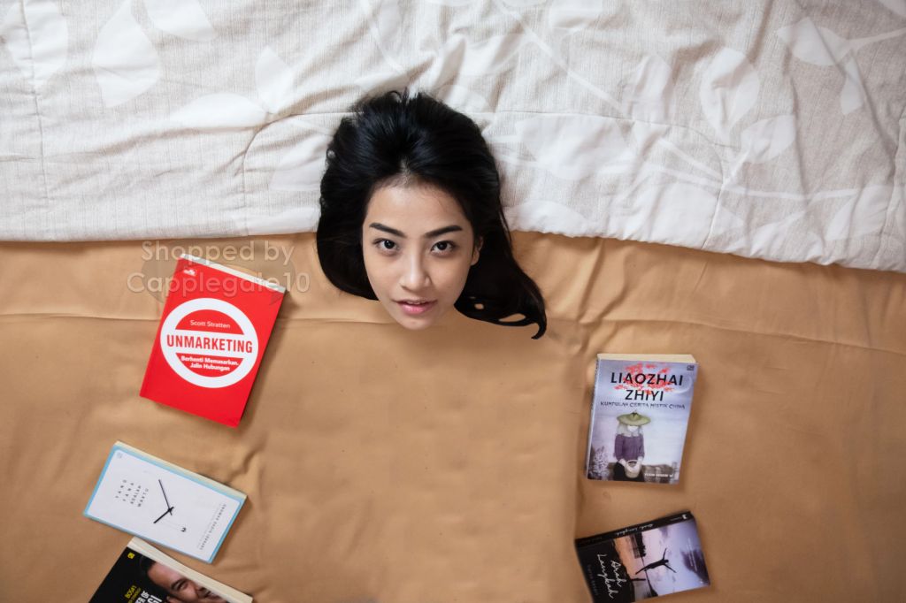 headless 0166 - head on a bed
Keywords: NBM;NaturalBodyMagic;nbmdetachment;detachable;detached;dullahan;headless;headlesswomen;headlesswoman;headlessgirl;detachedpeople;detachedhead