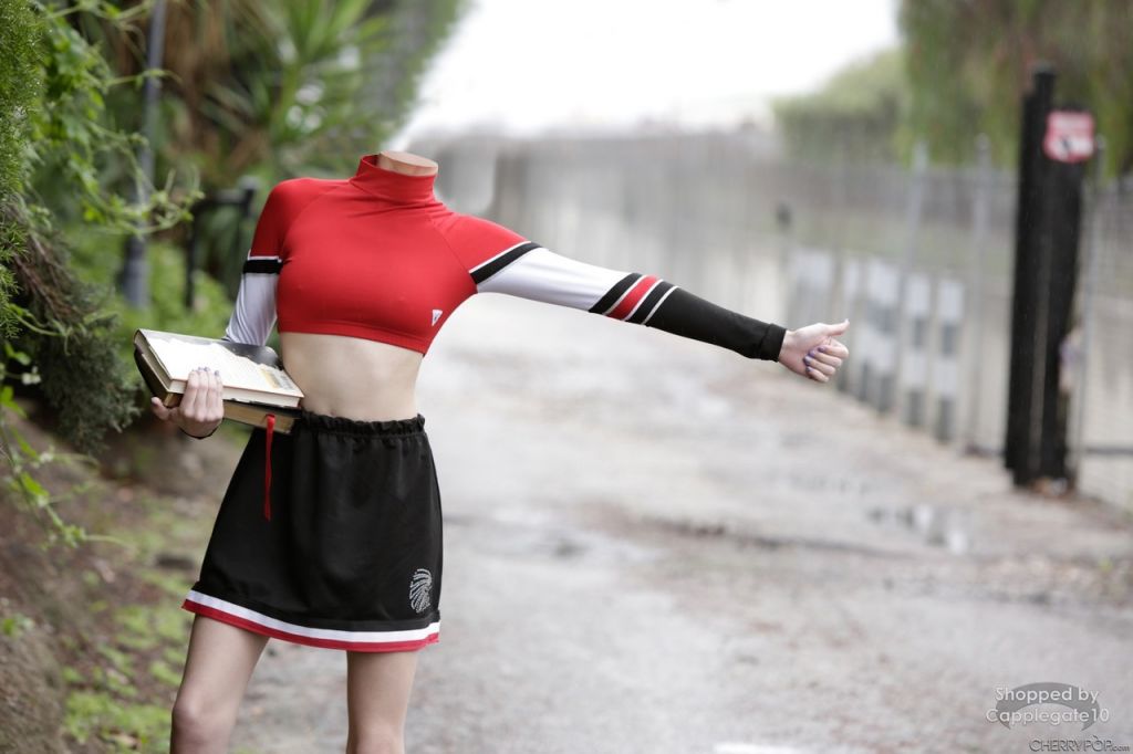 Headless 0032 - Cheerleader
Keywords: NBM;NaturalBodyMagic;nbmdetachment;detachable;detached;dullahan;headless;headlesswomen;headlesswoman;headlessgirl;detachedpeople;detachedhead